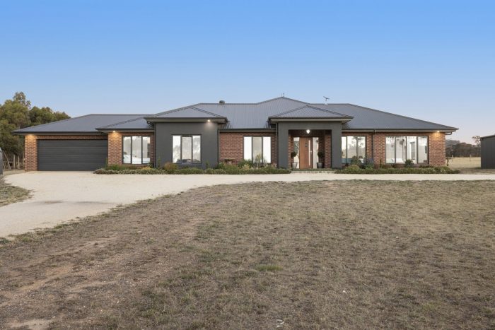 190 Frenchmans-st Arnaud Rd, Barkly VIC 3384, Australia