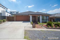 19 Janine Haines Terrace, Coombs ACT 2611, Australia