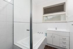 21 Mathews Pl, Belmont WA 6104, Australia