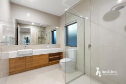 Unit 2/95 Murray Rd, Croydon VIC 3136, Australia