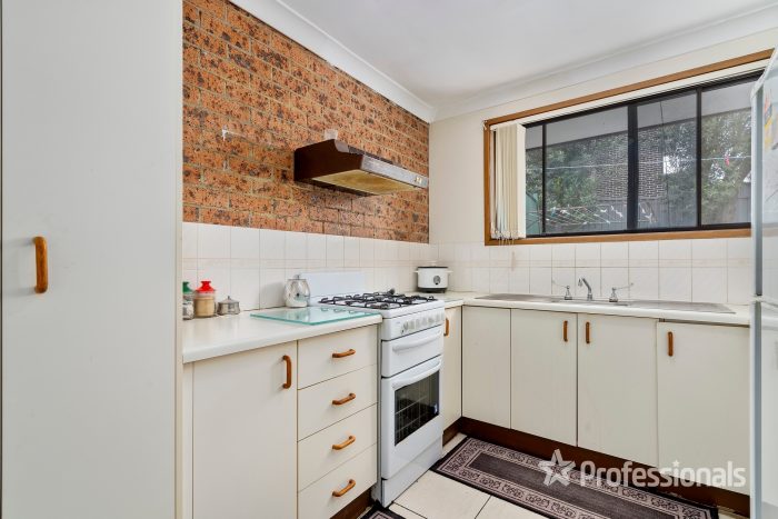 Unit 8/45 Pine Rd, Casula NSW 2170, Australia