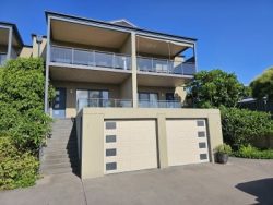 Unit 5/53 Queen St, Muswellbrook NSW 2333, Australia