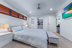 3 Raddle Ct, Cannonvale QLD 4802, Australia