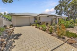 99 River Rd, Kelmscott WA 6111, Australia