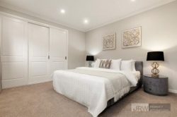 Unit 2/52 Rose Ave, Glen Waverley VIC 3150, Australia