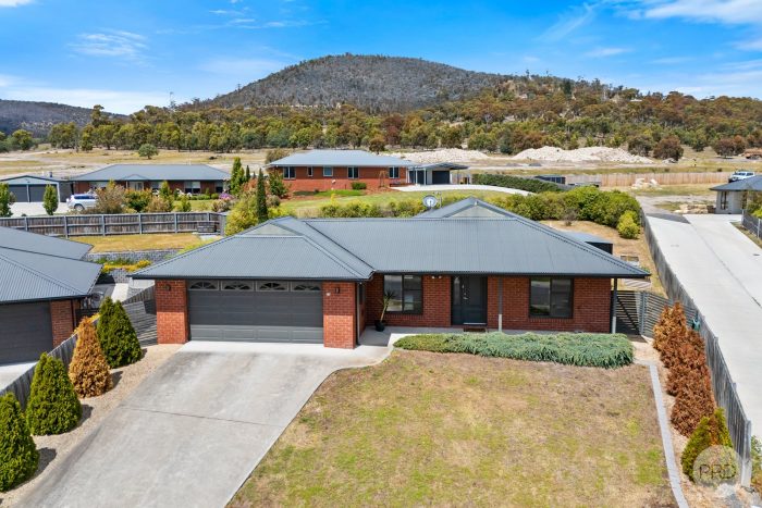 22 Sadri Ct, New Norfolk TAS 7140, Australia