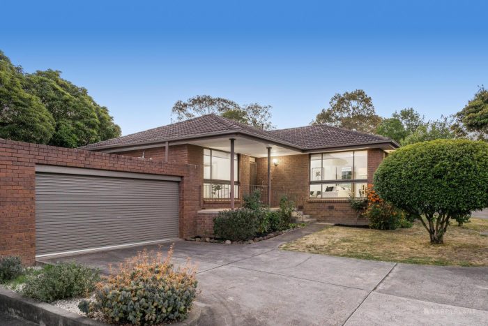 Unit 4/2-4 Scott St, Mitcham VIC 3132, Australia