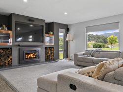 17 Silver Hill Rd, Cygnet TAS 7112, Australia