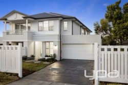 14 Thomas St, Dromana VIC 3936, Australia