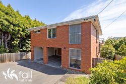 Unit 2/28 Bay Rd, New Town TAS 7008, Australia