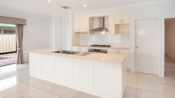 23 Billabong St, Yalyalup WA 6280, Australia