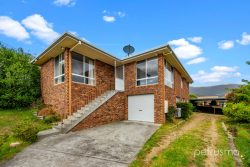 16 Bosco Dr, Glenorchy TAS 7010, Australia