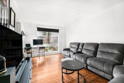 Unit 3/25 Broadmeadows Rd, Tullamarine VIC 3043, Australia