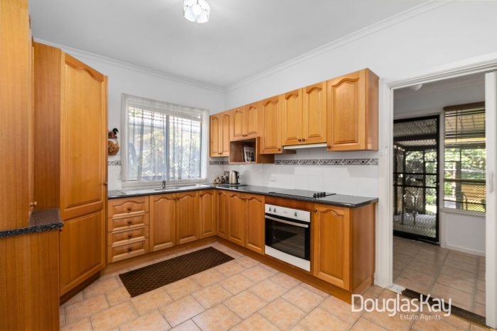 16 Couper-Angus Grove, Sunshine VIC 3020, Australia