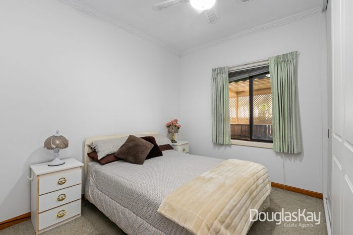 16 Couper-Angus Grove, Sunshine VIC 3020, Australia