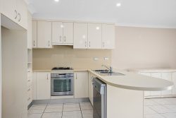 Unit 1/39 Mortlock Dr, Albion Park NSW 2527, Australia