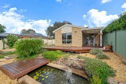 50 Hugh McKay Cres, Dunlop ACT 2615, Australia