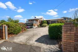 42 Lake Vue Parade, Midway Point TAS 7171, Australia