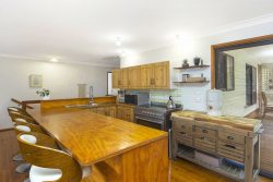 16 Linga Longa Rd, Yarramalong NSW 2259, Australia