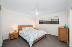 24 Melbourne Ave, Umina Beach NSW 2257, Australia