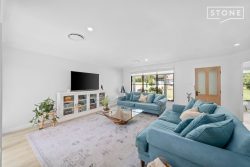 8 Kirkland Cl, Lakelands NSW 2282, Australia