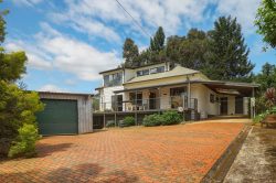 14 Wandin E Rd, Wandin North VIC 3139, Australia