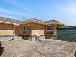 20 Roger Rd, Morphett Vale SA 5162, Australia