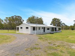 77 Rowley Rd, Booral QLD 4655, Australia