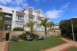 32/1 The Esplanade, Esperance WA 6450, Australia