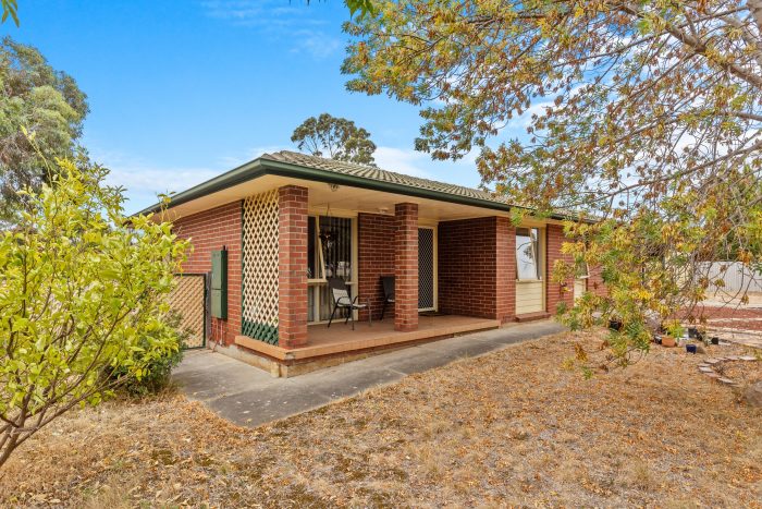 43 Workara Terrace, Morphett Vale SA 5162, Australia