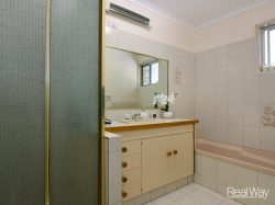 247 North St, Wilsonton Heights QLD 4350, Australia