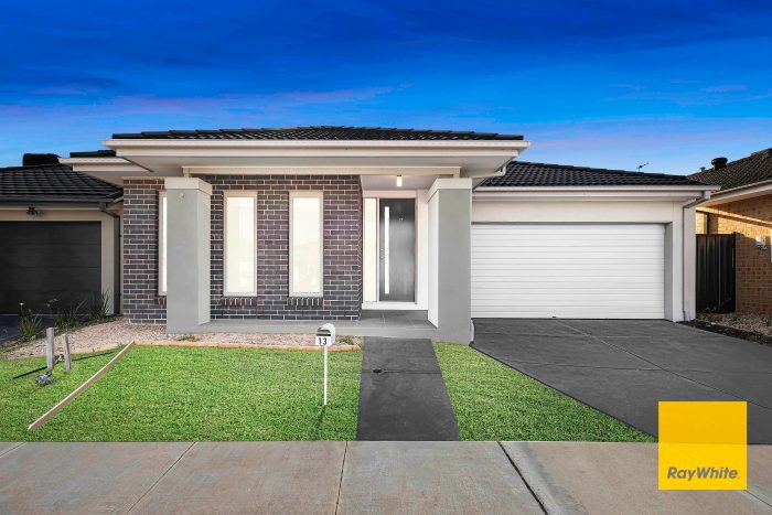 13 Bingham St, Tarneit VIC 3029, Australia