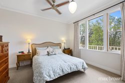 1017-1019 Mount Dandenong Tourist Rd, Montrose VIC 3765, Australia