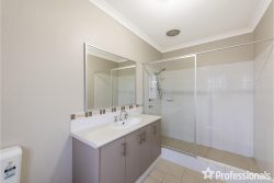 37 Diamantina Blvd, Byford WA 6122, Australia