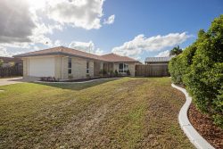 23 James Muscat Dr, Walkerston QLD 4751, Australia