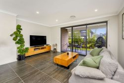 54 Caravel St, Hamlyn Terrace NSW 2259, Australia