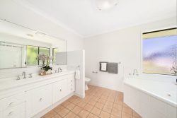 21 Hampstead Outlook, Murrumba Downs QLD 4503, Australia