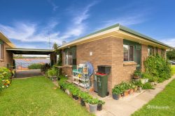 Unit 2/17 Jackes St, Armidale NSW 2350, Australia