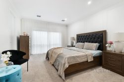 72 Lemont Ave, Mount Waverley VIC 3149, Australia