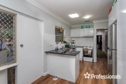 7 Megan Way, Camillo WA 6111, Australia