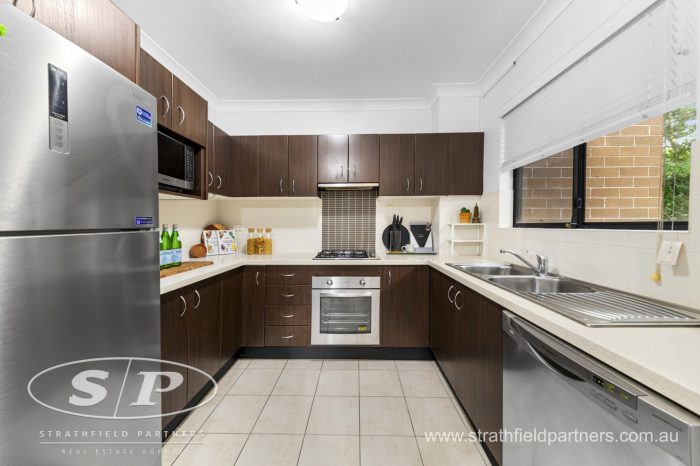 Unit 4/6 Morotai Ave, Riverwood NSW 2210, Australia