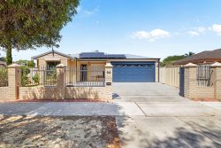 54 Wellaton St, Midvale WA 6056, Australia