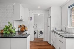 Unit 10/16 Pratley St, Woy Woy NSW 2256, Australia