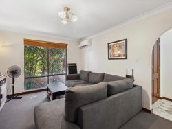 Unit 7/69 Shakespeare Ave, Yokine WA 6060, Australia