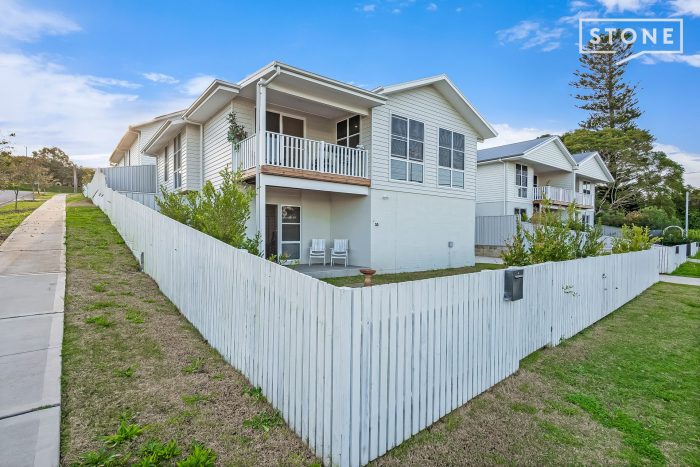 Unit 3/33 York St, Teralba NSW 2284, Australia