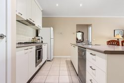 3 Selwyn St, Miners Rest VIC 3352, Australia