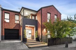 19-21 Stockmans Way, Kensington VIC 3031, Australia