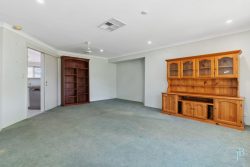 Unit 1/7 Griffin Cres, Manning WA 6152, Australia