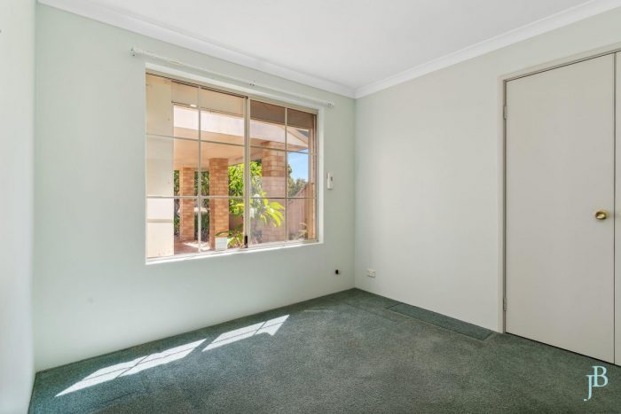 Unit 1/7 Griffin Cres, Manning WA 6152, Australia