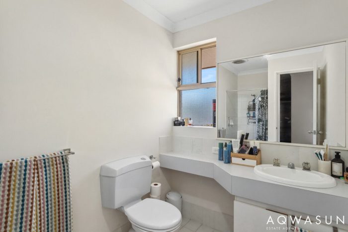 2 Karunjie Rd, Golden Bay WA 6174, Australia